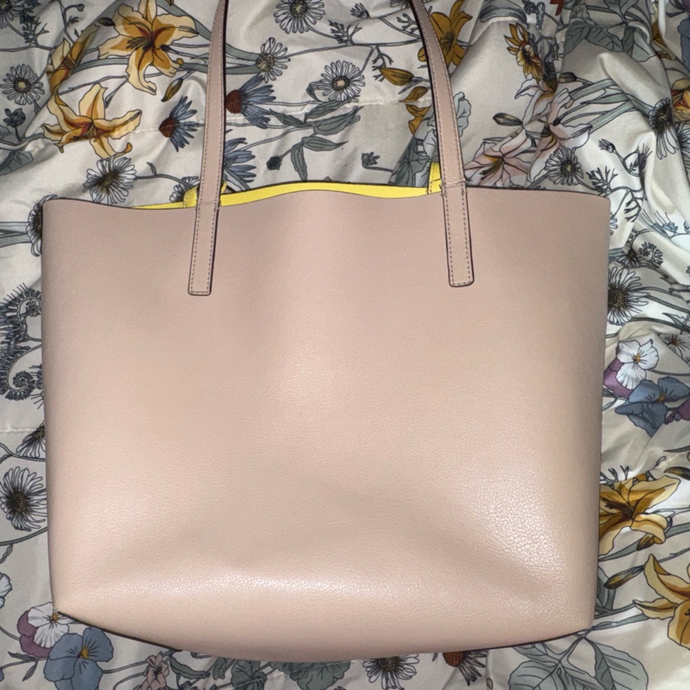 Reversible Kate Spade Blush Tote with Yellow tassel - Picture 2 of 8